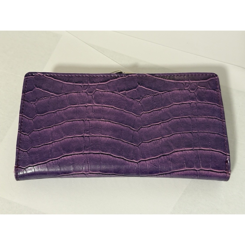 Large Mundi Purple w/ Butterfly Accent Women's Wallet - Picture 7 of 10
